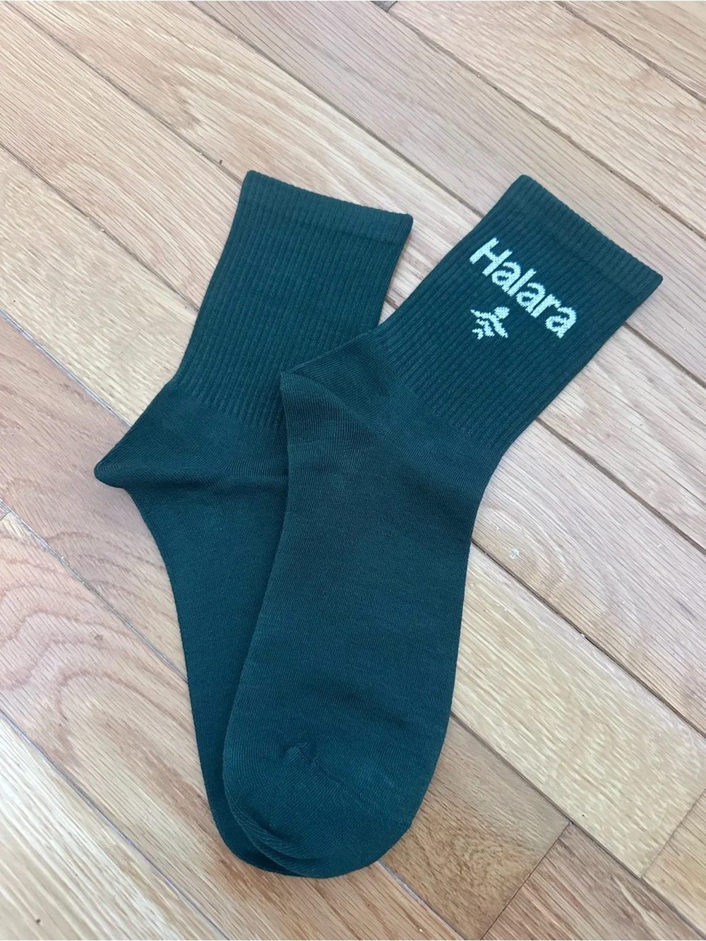 Halara Women’s Dark Green Crew Socks